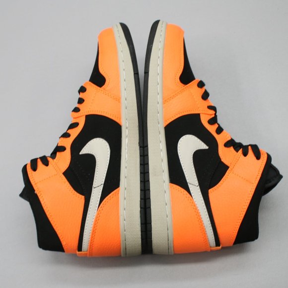 Nike Men\'s 7 Air Jordan 1 Black Cone Light Bone Basketball Sneakers - 554724-062 main image 3